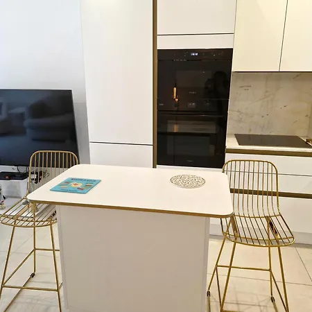 Le Lerins Apartment *