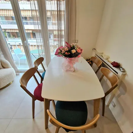Le Lerins Apartment Antibes